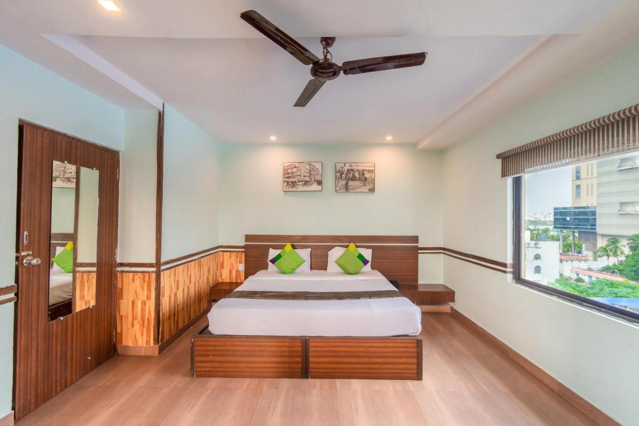 Opiam B&B A Business Hotel Kalküta Dış mekan fotoğraf